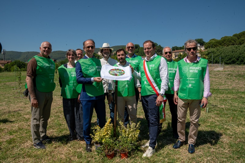immagine notizia (ptn) Narni, inaugurato l’intervento di forestazione sostenuto da Edison e realizzato in collaborazione con l’Amministrazione Comunale